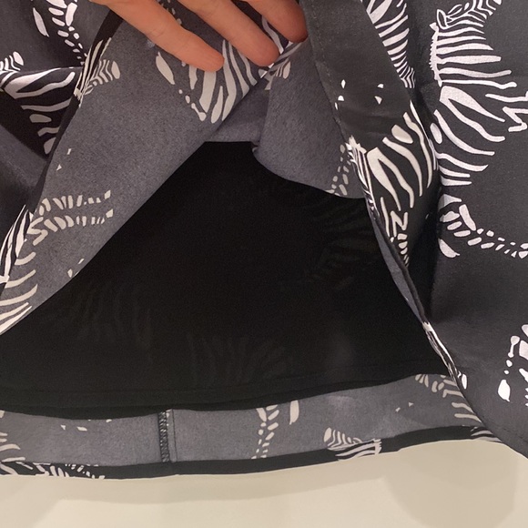 Zebra print black flowy dress - Picture 2 of 5